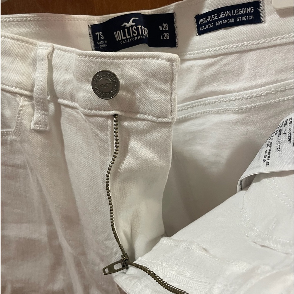 White Hollister Skinny Jean